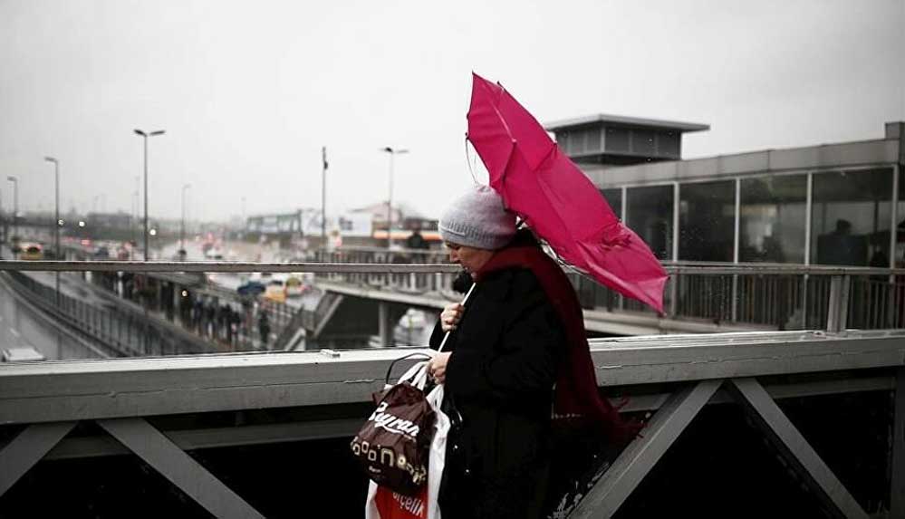 Meteoroloji'den İstanbul için gök gürültülü sağanak yağmur uyarısı