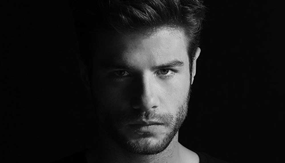 Oyuncu Berk Cankat: 182 kadın katledilmiş, siz hala pişkin pişkin senaristim diye dolanıyorsunuz 4 Oyuncu-Berk-Cankat--182-kadın-katledilmiş,-siz-hala-pişkin-pişkin-senaristim-diye-dolanıyorsunuz