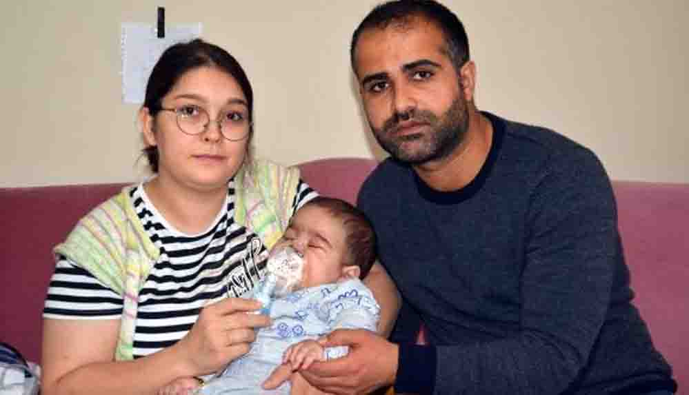 SMALI çocuğu olan baba Resmen para dileniyorum