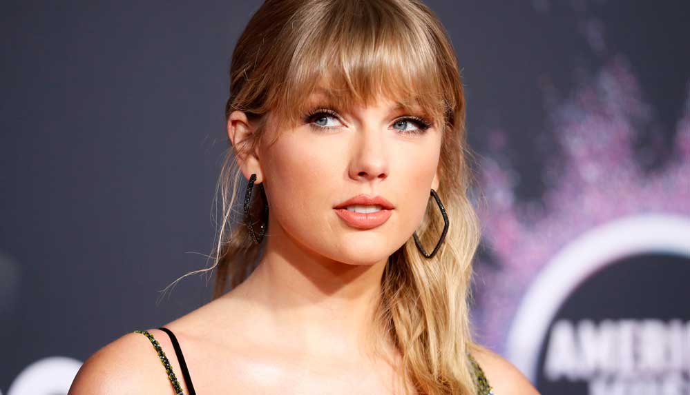 Taylor Swift, tekrar kaydettiği Red albümüne 11 yeni şarkı ekledi