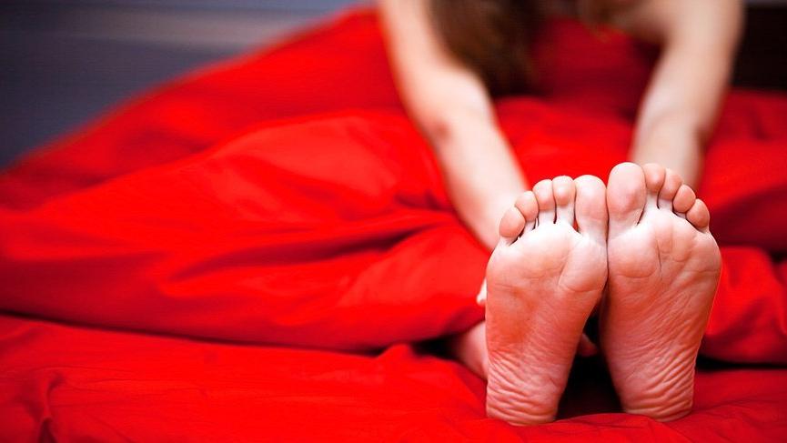 Huzursuz bacak sendromu nedir? Huzursuz bacak sendromuna ne iyi gelir? 4 Huzursuz bacak sendromu nedir? Huzursuz bacak sendromuna ne iyi gelir?