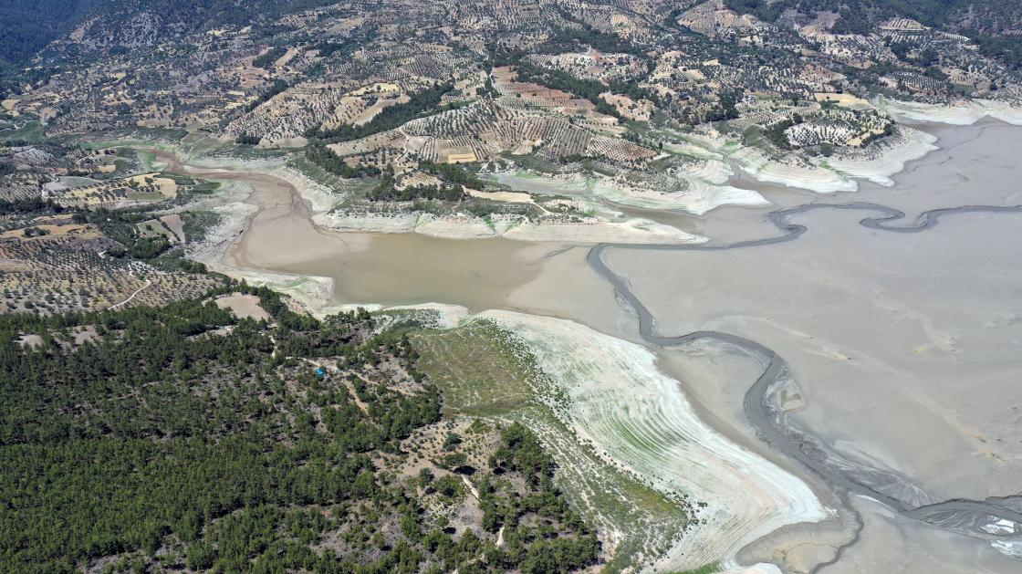 Aydın'daki Arapapıştı Kanyonu'ndaki sular kuraklık nedeniyle çekildi