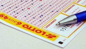 32,8-milyon-euro-kazanan-piyango-biletini-fark-etmeden-haftalarca-cüzdanında-taşıdı