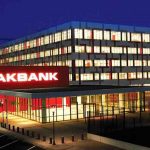 Yazılımcı Sedat Kapanoğlu yanıtladı: Akbank'taki 43 saatlik kesintide neler yaşandı? 12 Akbank'ta dijital hizmetlerin durması için yöneticiler, 'Güncellenen sistemin verimli çalışmamasından kaynaklandı' dedi