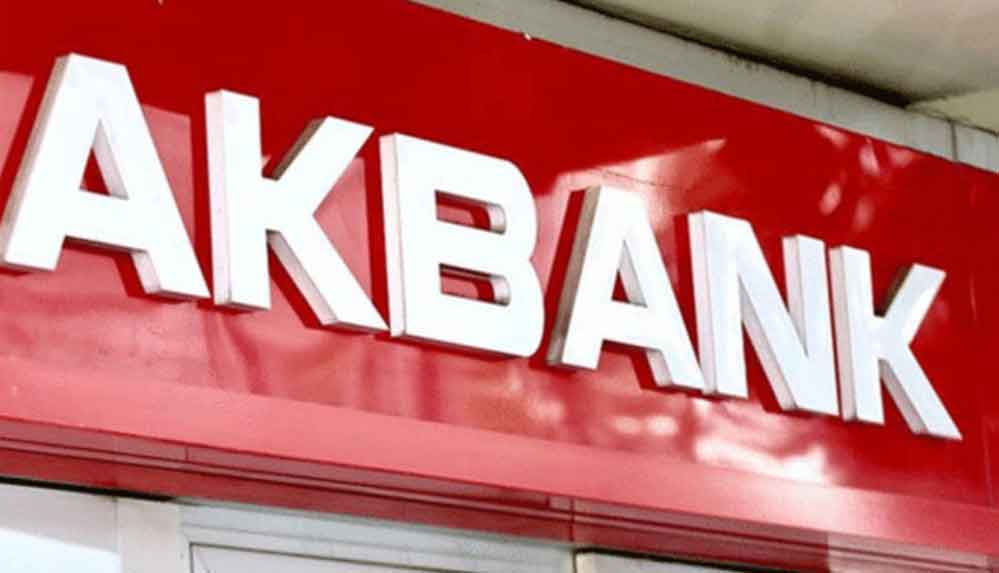 Akbank'tan yeni açıklama: ATM'ler ve Müşteri İletişim Merkezi yeniden hizmet vermeye başladı