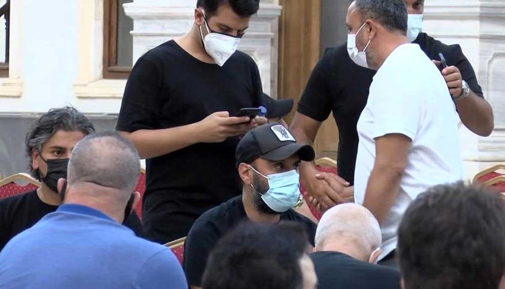 Alişan,-hayatını-kaybeden-kardeşi-Selçuk-Tektaş-için-mevlit-okuttu