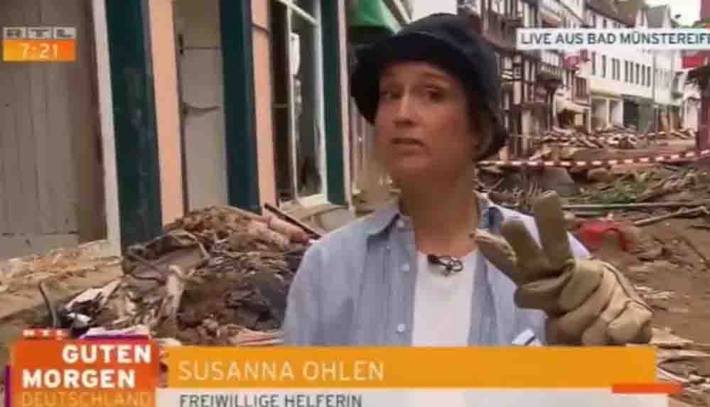 Almanya'da sel felaketini aktarmadan önce üstüne çamur süren muhabir: "Temiz kıyafetlerle orada olmaktan utanmıştım"