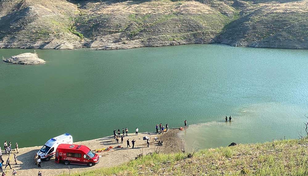 Amasya'da-baraj-gölünde-aynı-aileden-5-kişi-boğularak-hayatını-kaybetti