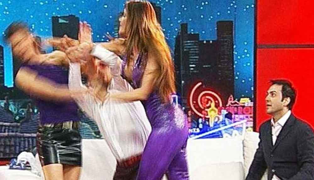 Arto,-meşhur-Sevda-Demirel-Hande-Ataizi-kavgasının-iç-yüzünü-anlattı--O-tokat...