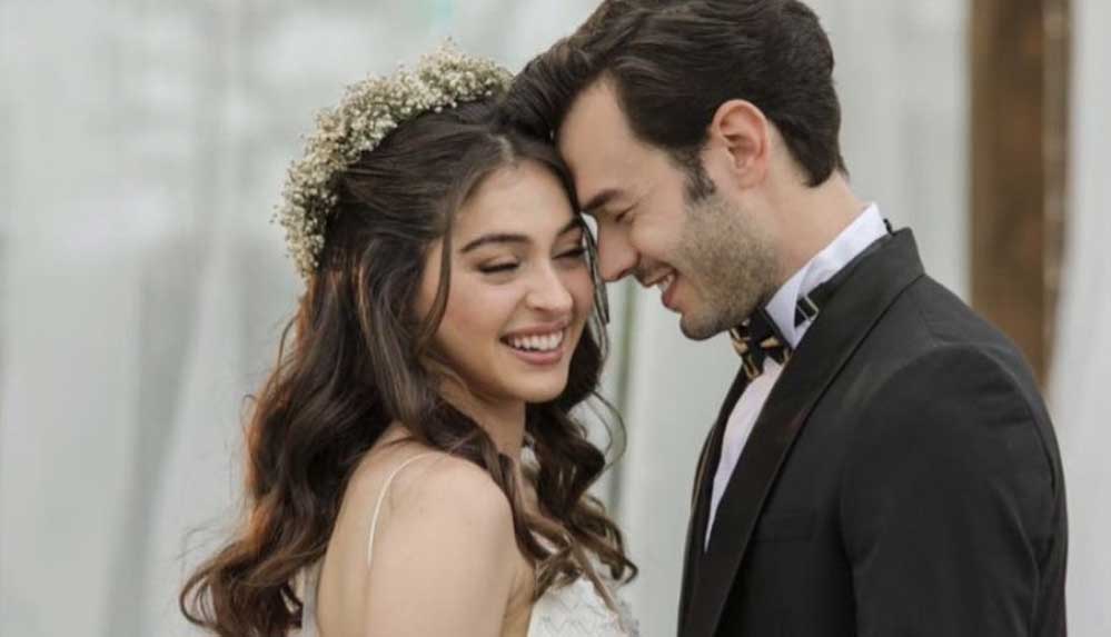 Baht-Oyunu-dizisi-Ada-kimdir--Cemre-Baysel-kaç-yaşında,-nereli--3