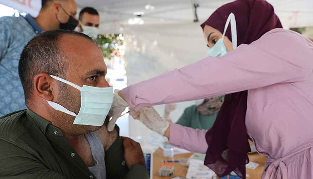 Bakan-Koca--İlk-doz-aşısını-henüz-yaptırmayanların-sayısı-21-milyon-585-bin-60'a-indi