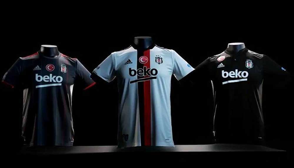 Beşiktaş'ın yeni sezon formaları tanıtıldı 4 Beşiktaş'ın-yeni-sezon-formaları-tanıtıldı