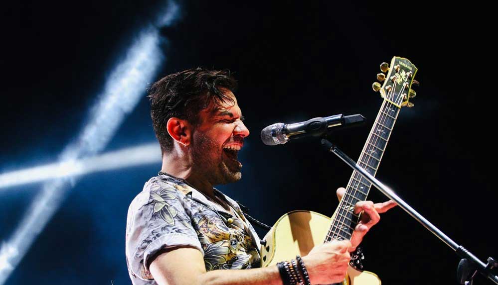 Bodrum Antik Tiyatro’da Kenan Doğulu rüzgarı esti