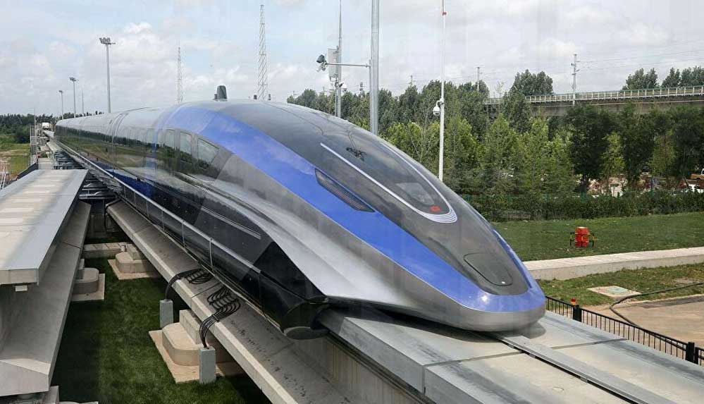 Çin, saatte 600 kilometre hıza çıkabilen trenini tanıttı