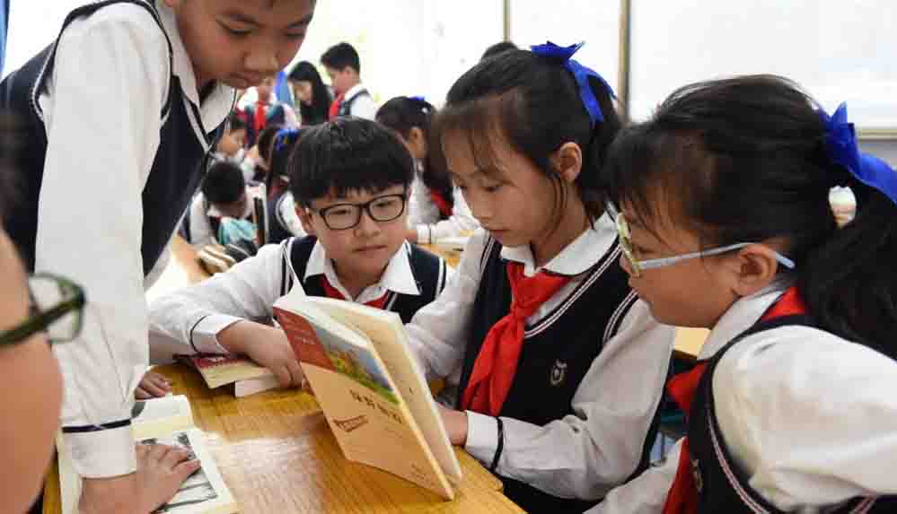 Çin’de özel ders vermek 'toplumdaki eşitsizliği artırıyor' nedeniyle yasaklandı