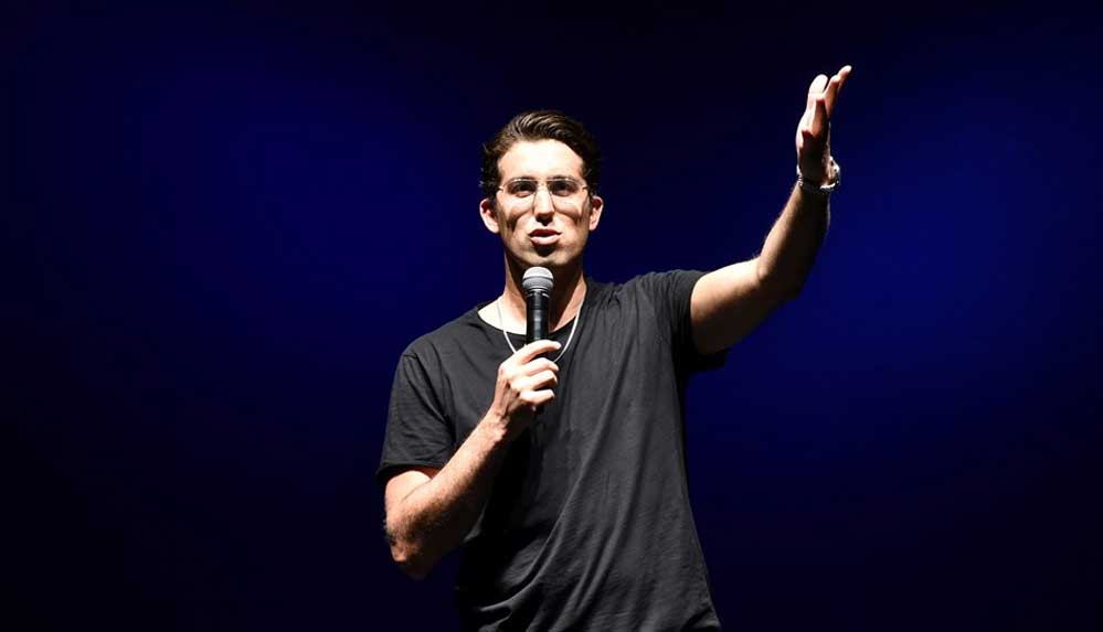 Doğu-Demirkol-ile-Çeşme'de-kahkaha-tufanı-esti