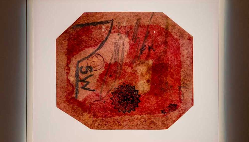 'Dünyanın en pahalı posta pulu' Londra'da görücüye çıkacak 4 'Dünyanın-en-pahalı-posta-pulu'-Londra'da-görücüye-çıkacak