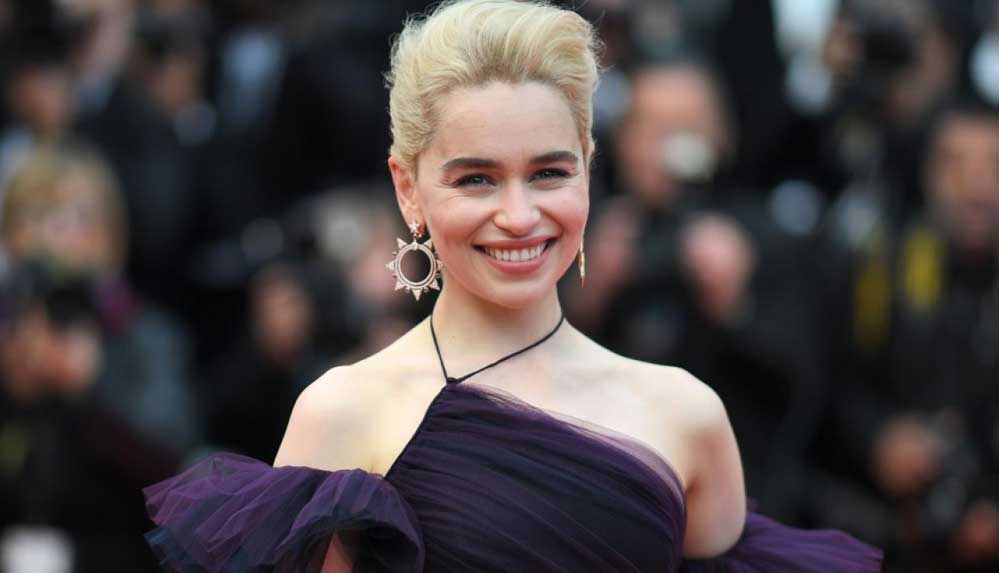 Emilia-Clarke--'Evimin-önünde-birinin-beklediğinden-eminim'