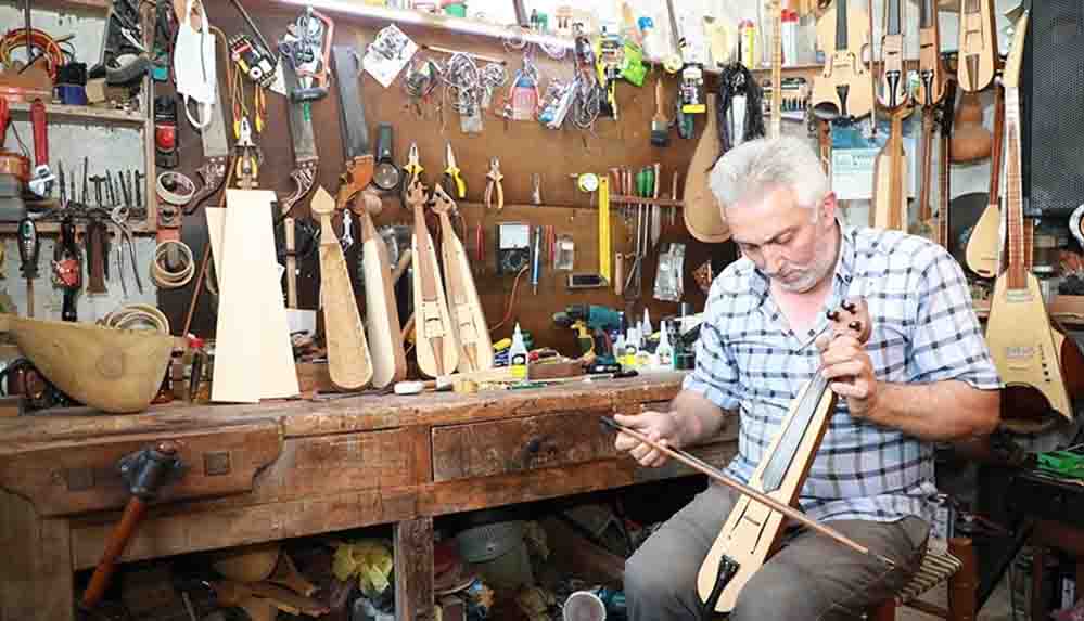 Hobi olarak başlamıştı, müzik aleti ustası oldu