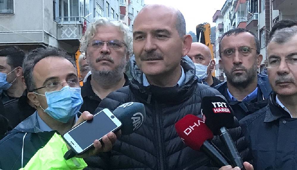 İçişleri Bakanı Soylu_ Arhavi'deki selde oluşan hasarlar için ödemeler başladı