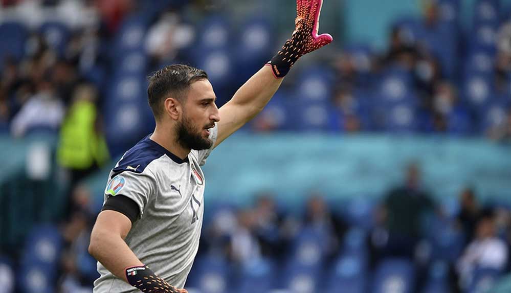 İtalyan-kaleci-Donnarumma,-PSG-ile-5-yıllığına-anlaştı