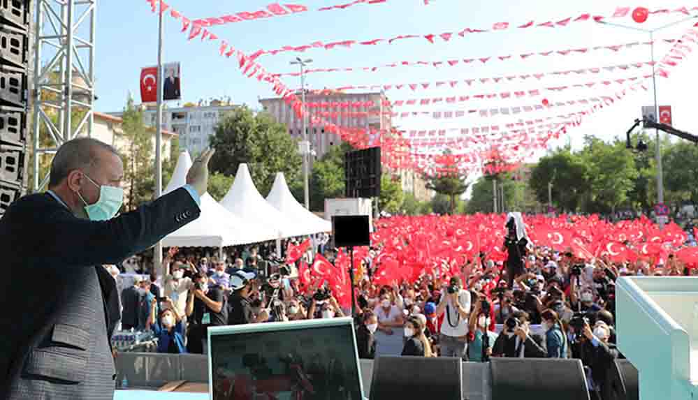 Karar yazarı Ocaktan: AK Parti, toplumun farklı kesimlerinden gelmesi muhtemel oylardan umudunu tümden yitirmiş bulunuyor