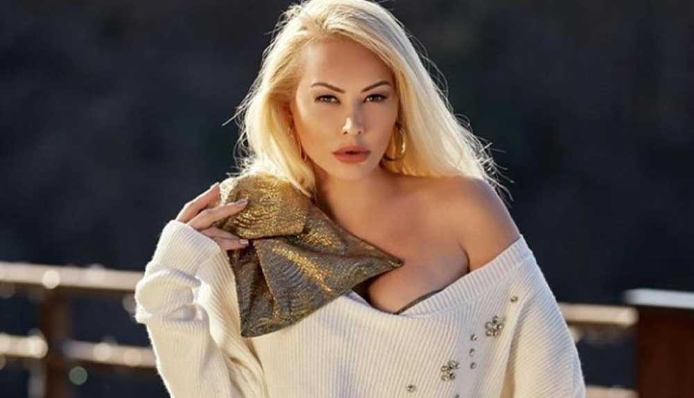 Şarkıcı Aylin Coşkun, Koronavirüs'e yakalandığını açıkladı 4 Şarkıcı-Aylin-Coşkun,-Koronavirüs'e-yakalandığını-açıkladı