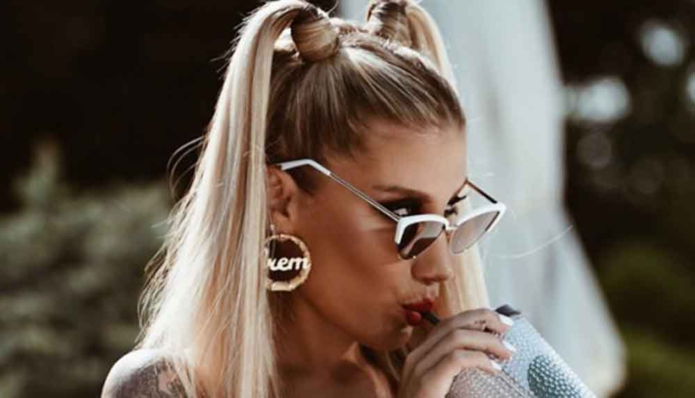 Şarkıcı-İrem-Derici--Uykum-ağır-ayı-gibi-uyuyorum,-verdiğim-rahatsızlık-için-özür-dilerim