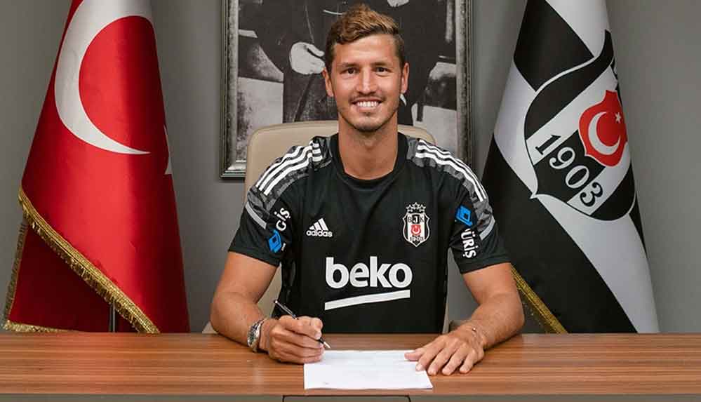 Salih-Uçan-resmen-Beşiktaş'ta