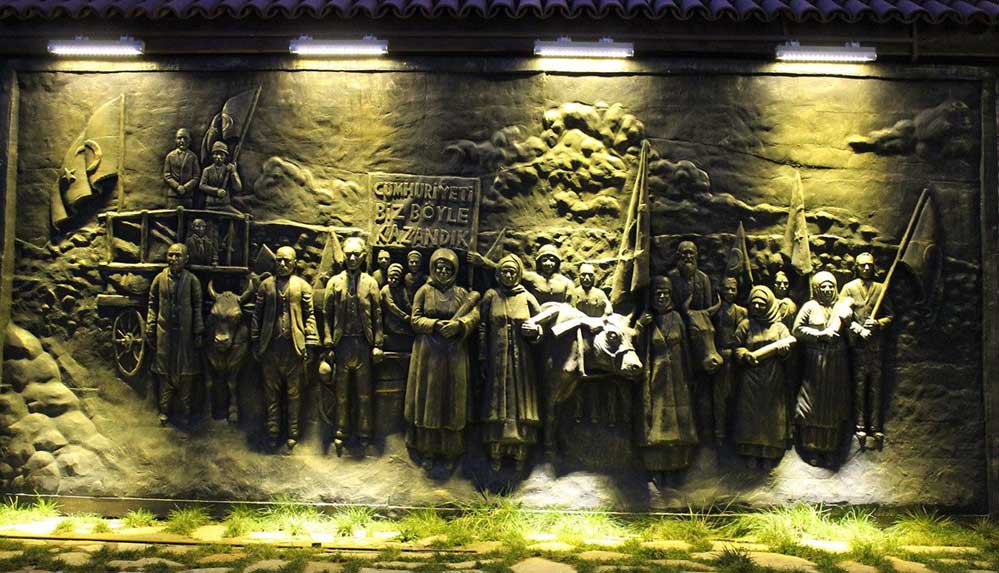 Sembol fotoğrafın ‘Tescilli’ hikayesi: ‘Cumhuriyeti Biz Böyle Kazandık'