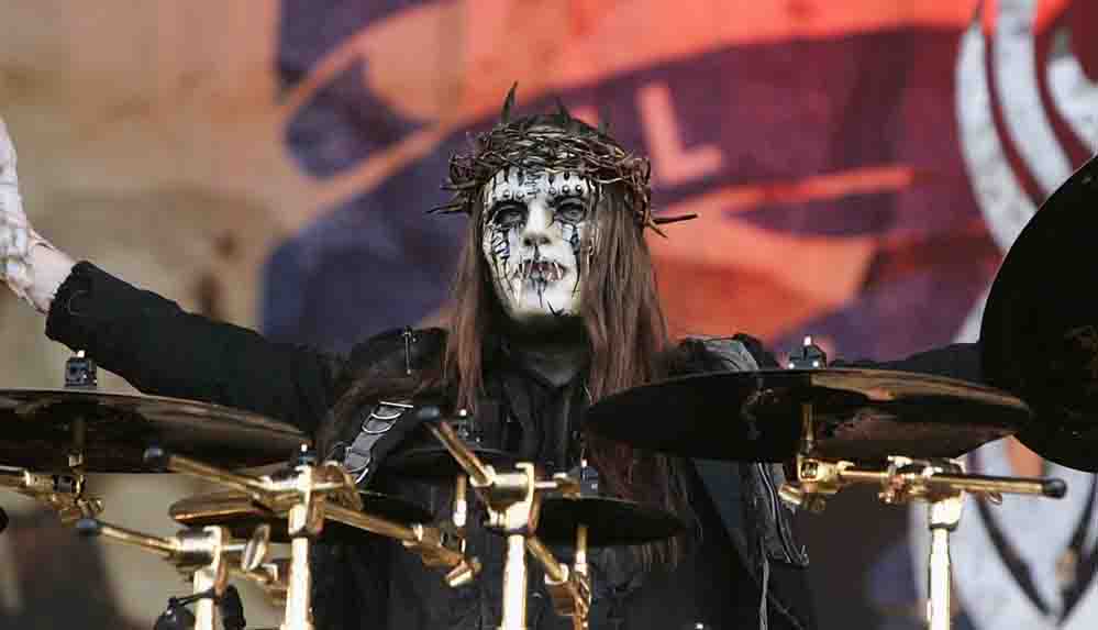 Slipknot’un eski bateristi Joey Jordison hayatını kaybetti