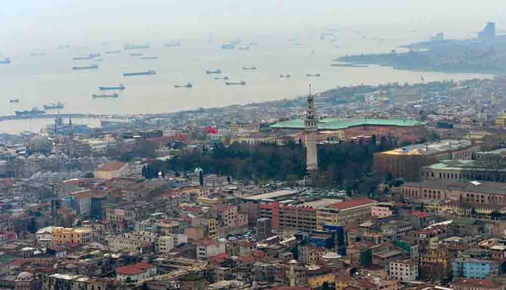 Sözcü yazarı Yılmaz: İstanbul’u parça parça vakıflara geçirdiler