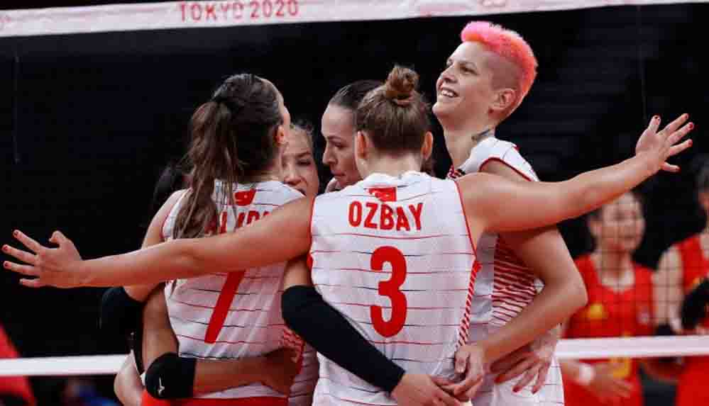 Türkiye Milli Kadın Voleybol Takımı, Çin'i set vermeden geçti