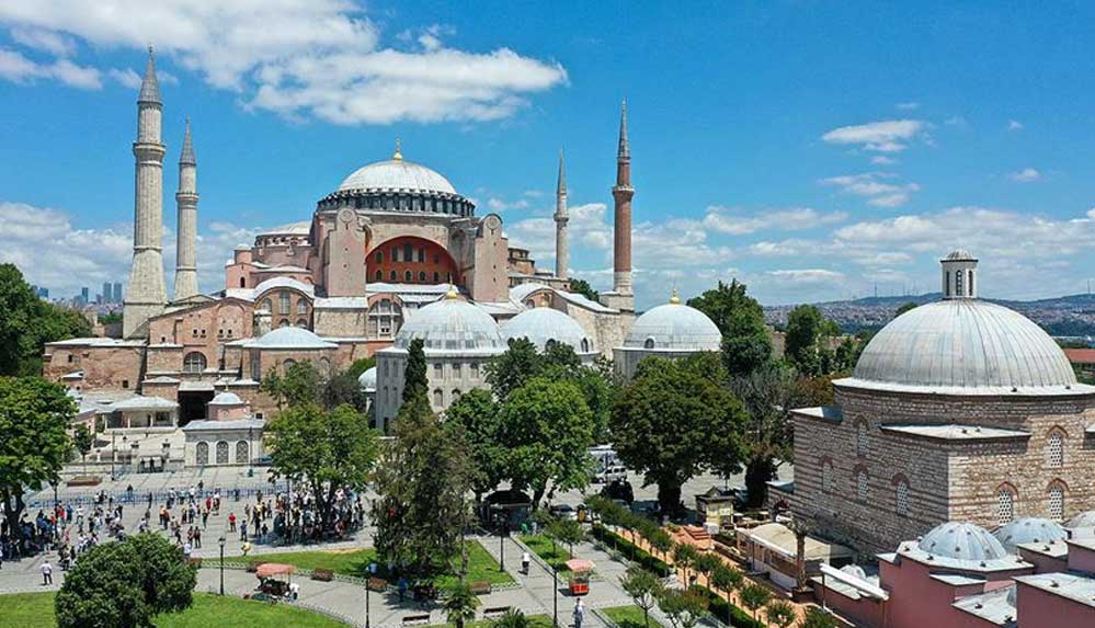 UNESCO’dan-Ayasofya-ve-Kariye-için-'değişiklik'-uyarısı