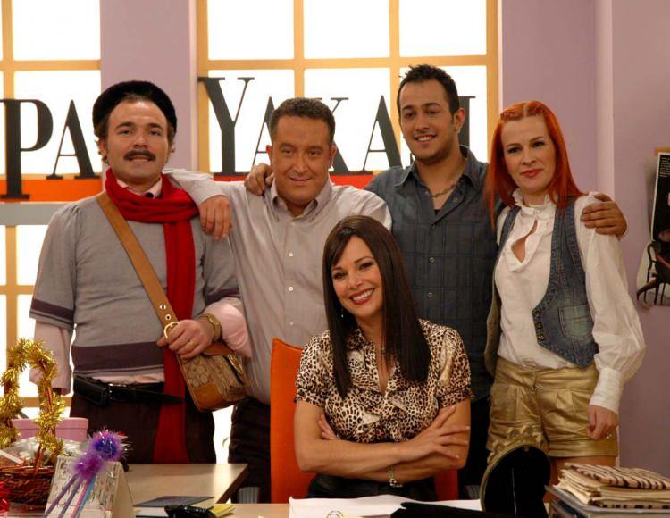 Avrupa Yakası'nın Yaprak'ı Hale Caneroğlu: Oyunculuk mutluluk getirmedi 3 Avrupa Yakası'nın Yaprak'ı Hale Caneroğlu: Oyunculuk mutluluk getirmedi