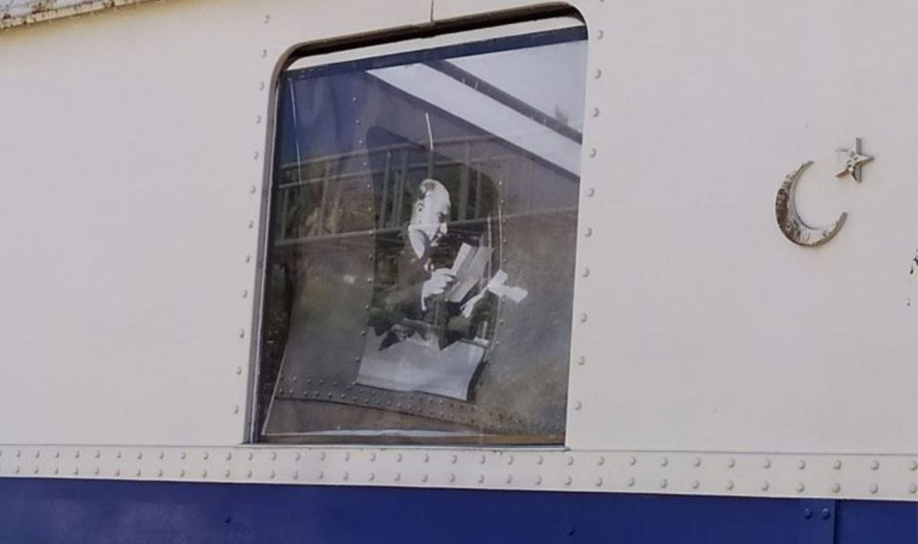 Atatürk sorusunu bilemeyen yarışmacı finalde elendi 3 Atatürk sorusunu bilemeyen yarışmacı finalde elendi