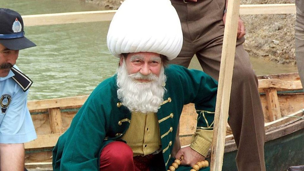 Yaşamı boyunca hiç durmayan kavuklu tiyatrocu: Ferhan Şensoy