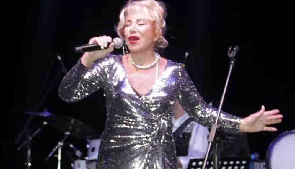 Acilen ameliyata alınan Nil Burak'ın sağlık durumu nasıl