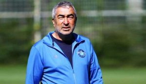 Adana Demirspor'da teknik direktör Samet Aybaba ile yollar ayrıldı