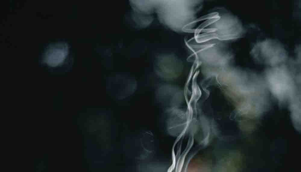 Çocuklukta sigara dumanına maruz kalmak yetişkinlikte romatoid artrit riskini artırıyor