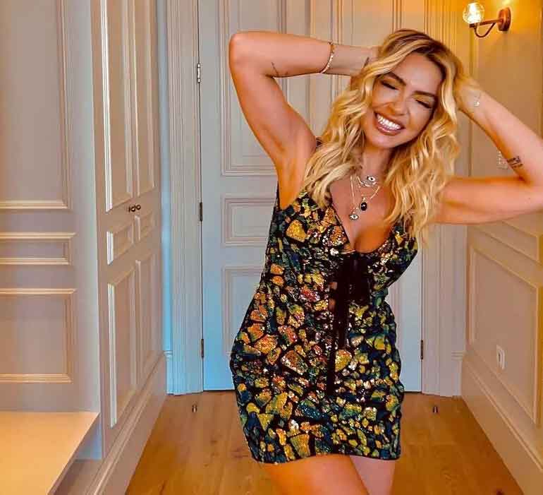 Hadise'nin '13 milyon' sevinci! 3 Hadise'nin '13 milyon' sevinci!