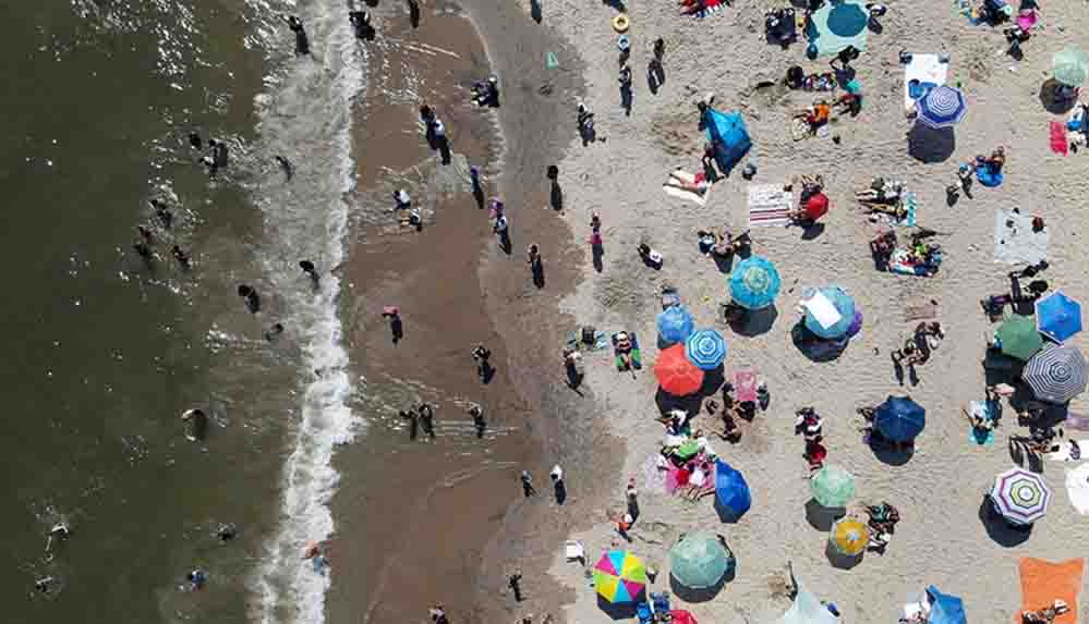 Korumasız ve uzun süreli güneşlenme cilt kanserine yol açabiliyor