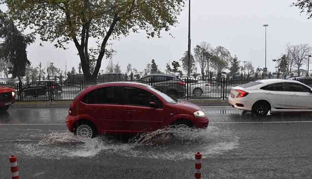 Meteoroloji şehir verip uyardı Yarın 'şiddetli yağış' bekleniyor