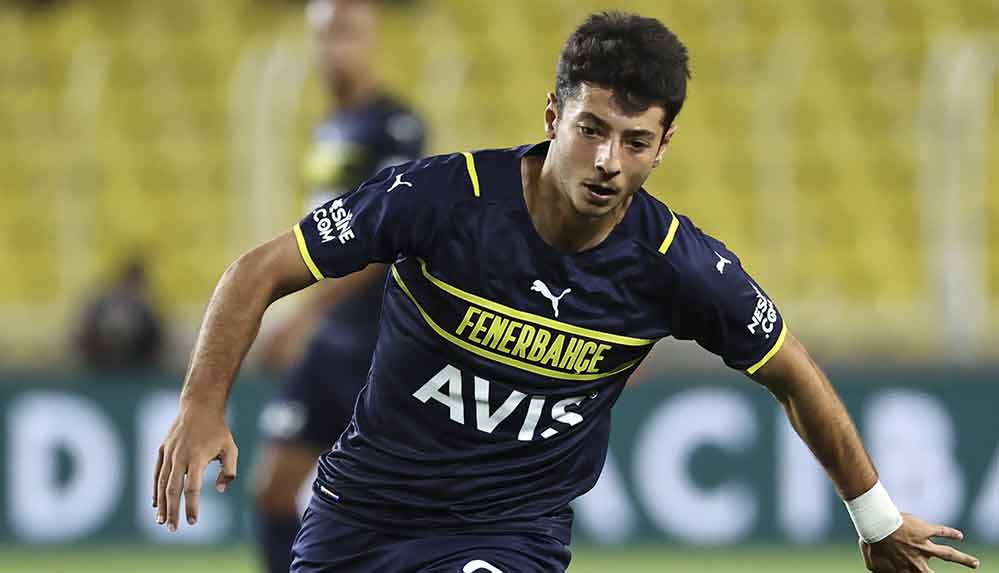 Muhammed-Gümüşkaya--Fenerbahçeli-doğdum,-hayallerim-burada-kupalar-kazanmak