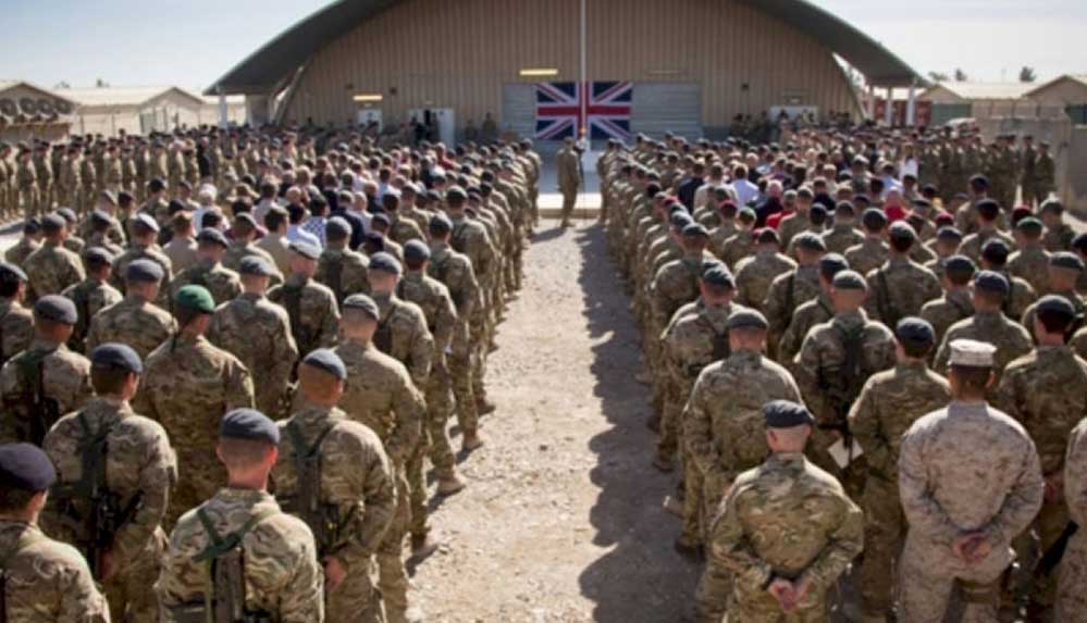 İngiltere, kendisi için çalışan Afganların ülkeden çıkarılmasında geç kalmakla eleştiriliyor