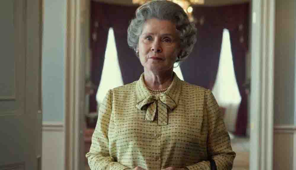 Netflix, The Crown'da 'son kraliçe' Imelda Staunton'ın görüntüsünü paylaştı