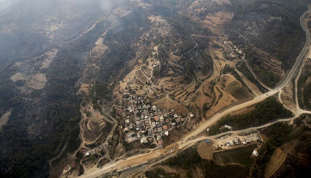 Orman-yangınlarından-etkilenen-yerler-için-mücbir-sebep-hali-ilan-edildi