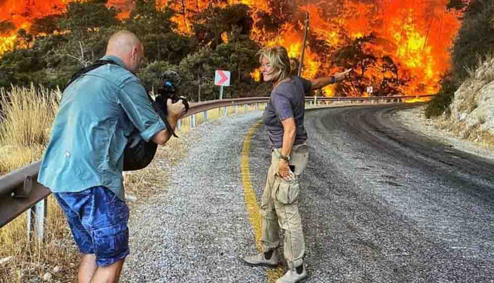 Sky News muhabiri Çökertme'de alevlerin arasında kaldı