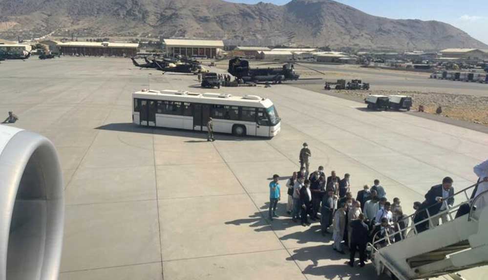 Pentagon: Taliban, Amerikalıların Kabil'deki havalimanına güvenli erişimine yardımcı oluyor