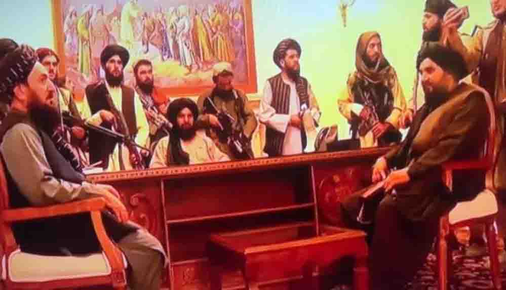 Taliban'ın ele geçirdiği Afganistan'ın adı değişiyor
